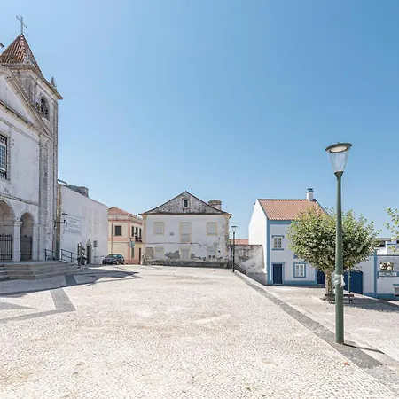 Solar Da Fe Atalaia (Lisbon)