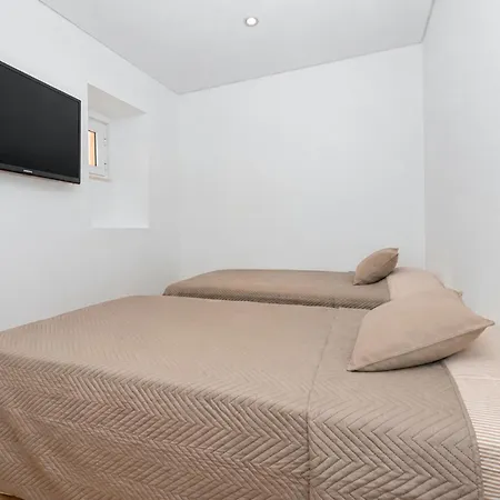 Solar Da Fe Apartment